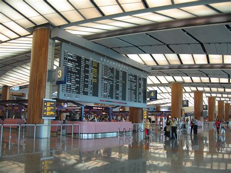 changi airport terminal 2 airlines.